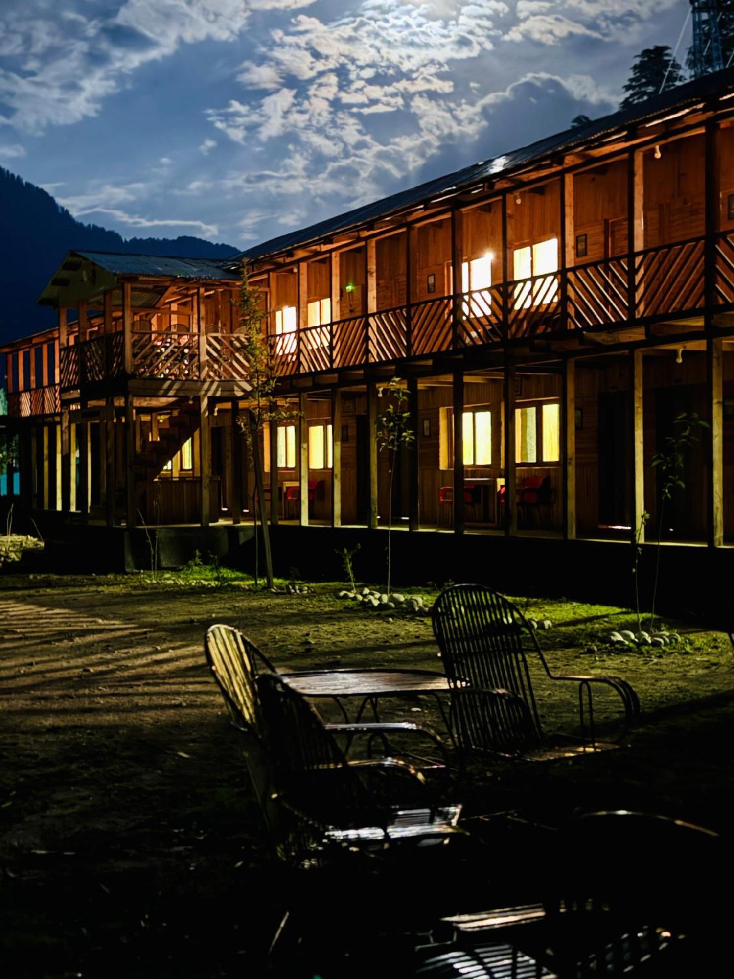 Wyndham Heritage Hotel & Resort Sharda Shardi Extérieur photo